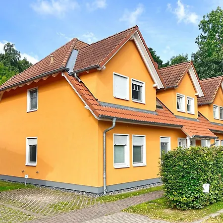 Urlaub In Strandnaehe Und In Idyllischer Lage - Waldidyll Ruegenglueck *